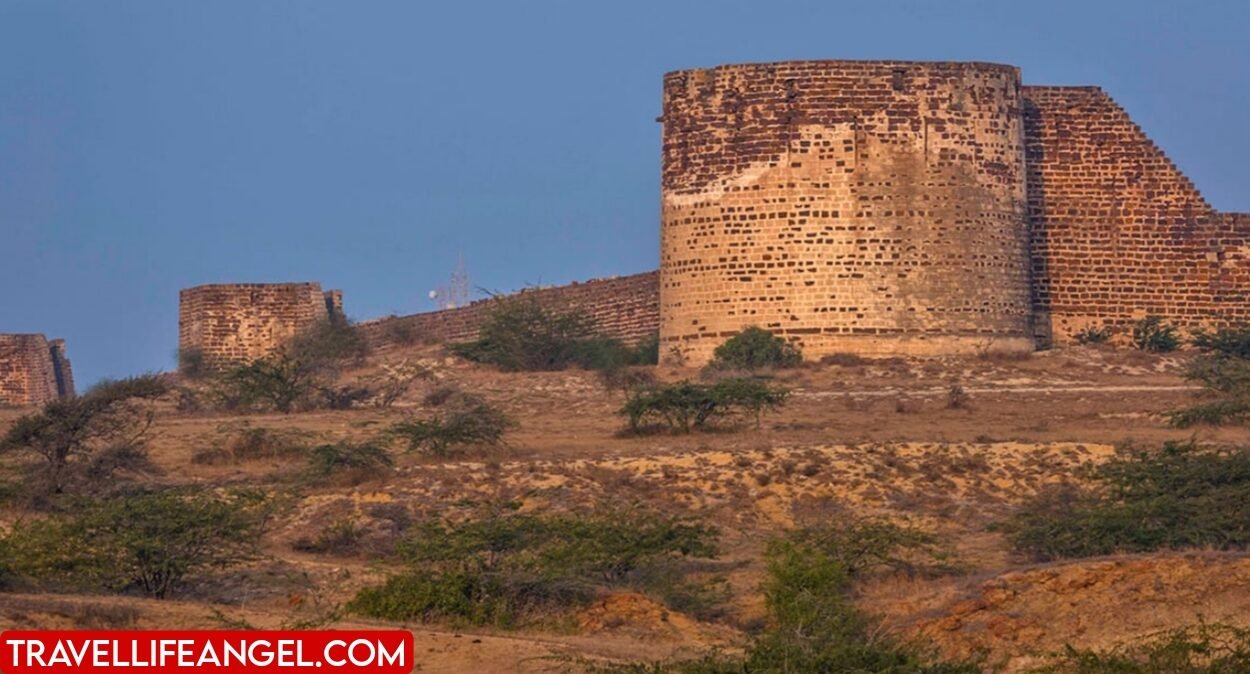 Lakhpat Gujarat Ghost Town History | Abandoned Port City, Fort Walls & Forgotten Trade Route